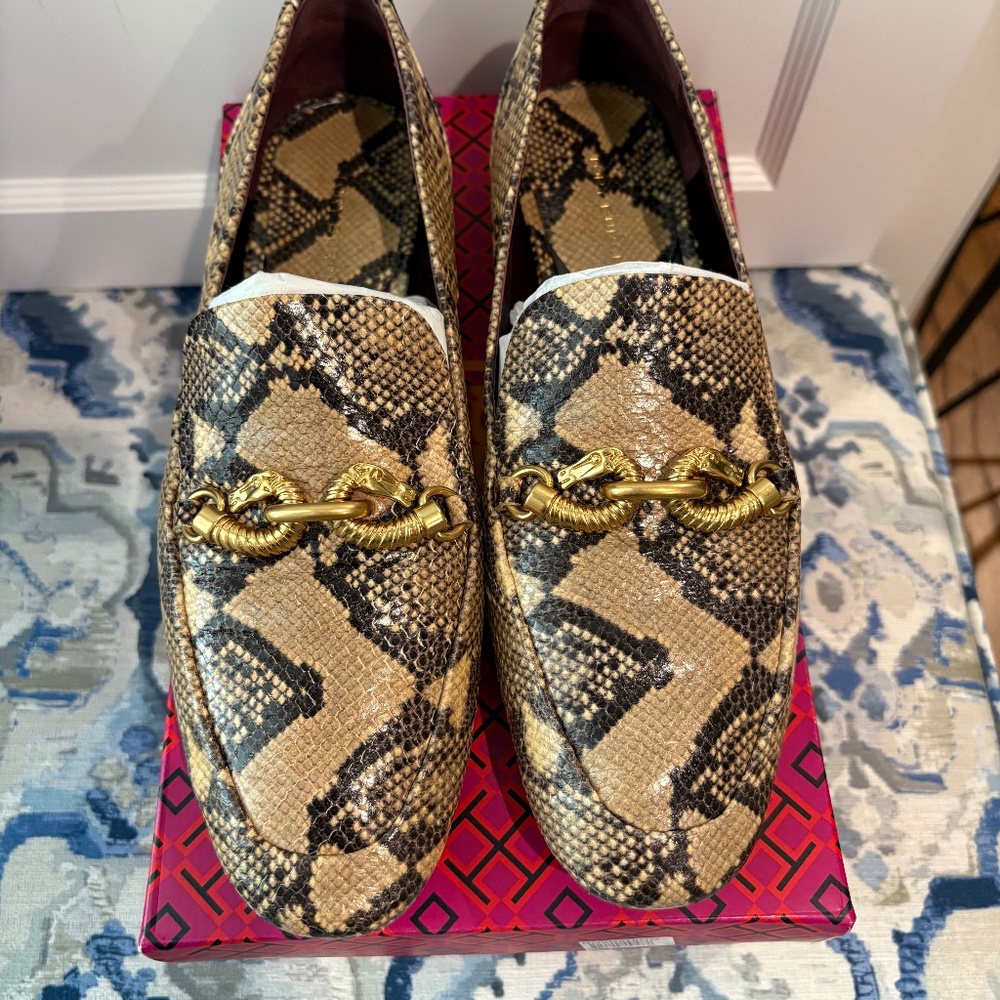 Tory Burch Tan and Black Snake-Print Loafers with Gold Chain